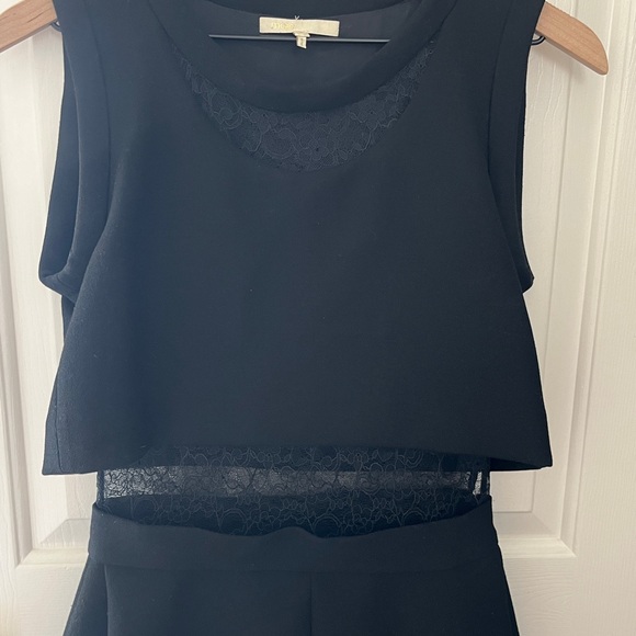 Black Dress - Picture 5 of 7